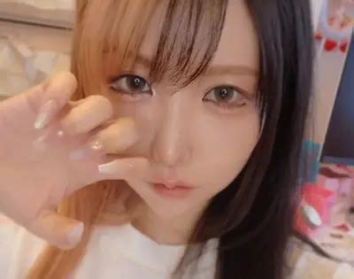 兎味ペロリナ、インスタで見せたおっぱいエロ画像まとめ！合席。